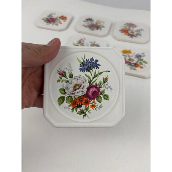 VTG Set of 6 Ceramic Coasters White with Various Floral Pattern 3.5" Cork Back - Picture 5 of 8